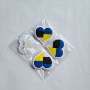 Tikitud pross lipuvärvides