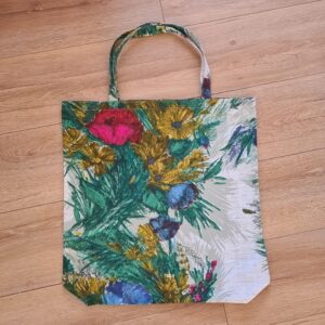 Riidest kott 50x47 cm, põhi 10 cm, truki kinnitusega, Beež, värvid